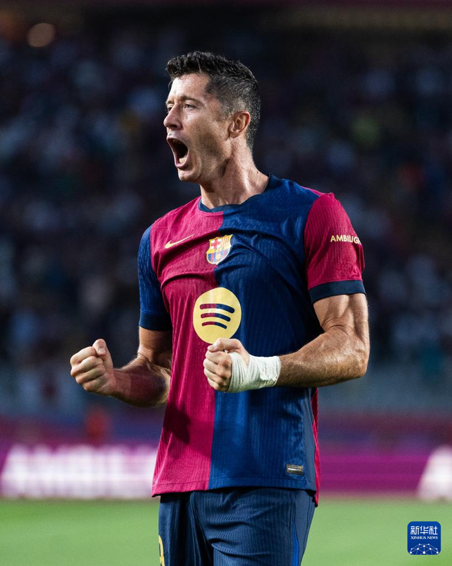 自弗里克后首位，齐沃执教生涯前四场欧冠全部获胜（齐沃欧冠执教前四战全胜，成为弗里克后首人）