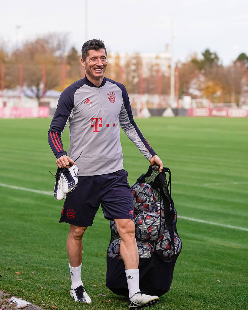 NBA半场：杨瀚森首发1篮板1失误4犯规，开拓者44-66落后灰熊（半场结束：杨瀚森先发仅1篮板、1次失误、4次犯规，开拓者44-66落后灰熊）