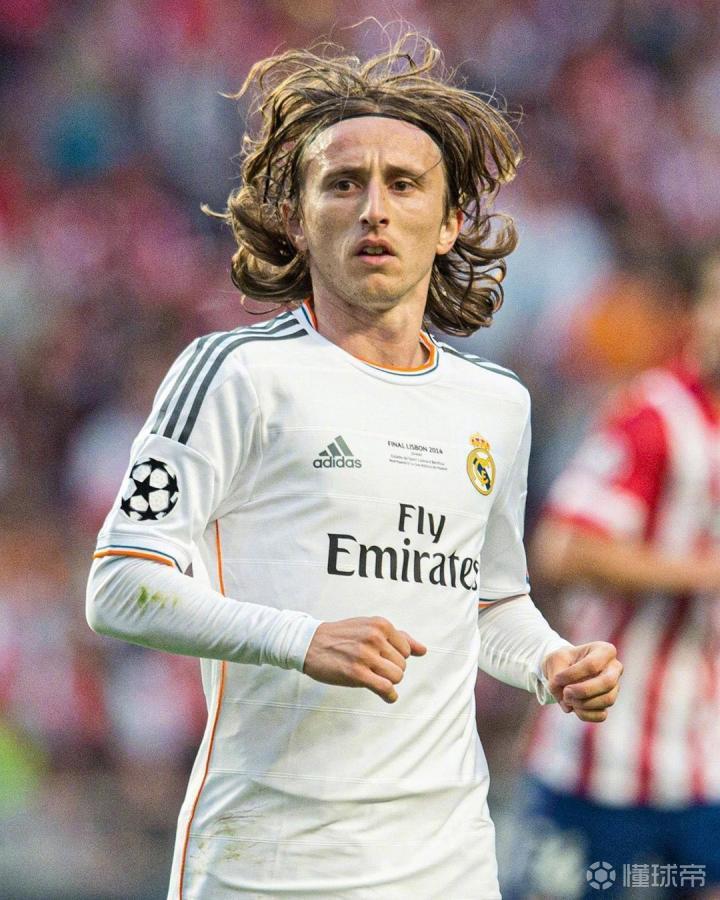 姆巴佩启动瞬间无人能挡（姆巴佩一提速，谁也拦不住）