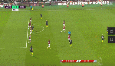 半场： 萨索洛2-1佛罗伦萨，曼德拉戈拉点射，沃尔帕托破门（半场结束，萨索洛2-1领先佛罗伦萨：曼德拉戈拉点球，沃尔帕托建功）