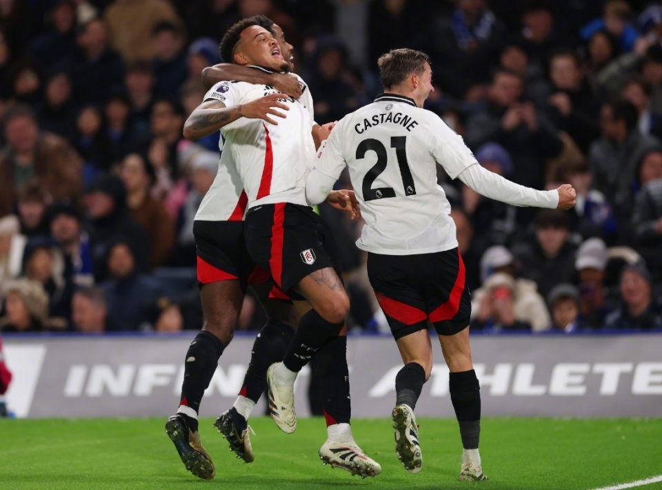 意媒：伊布、费拉拉入选米兰冬奥会火炬传递阵容（意媒：伊布、费拉拉被选为米兰冬奥会火炬手）