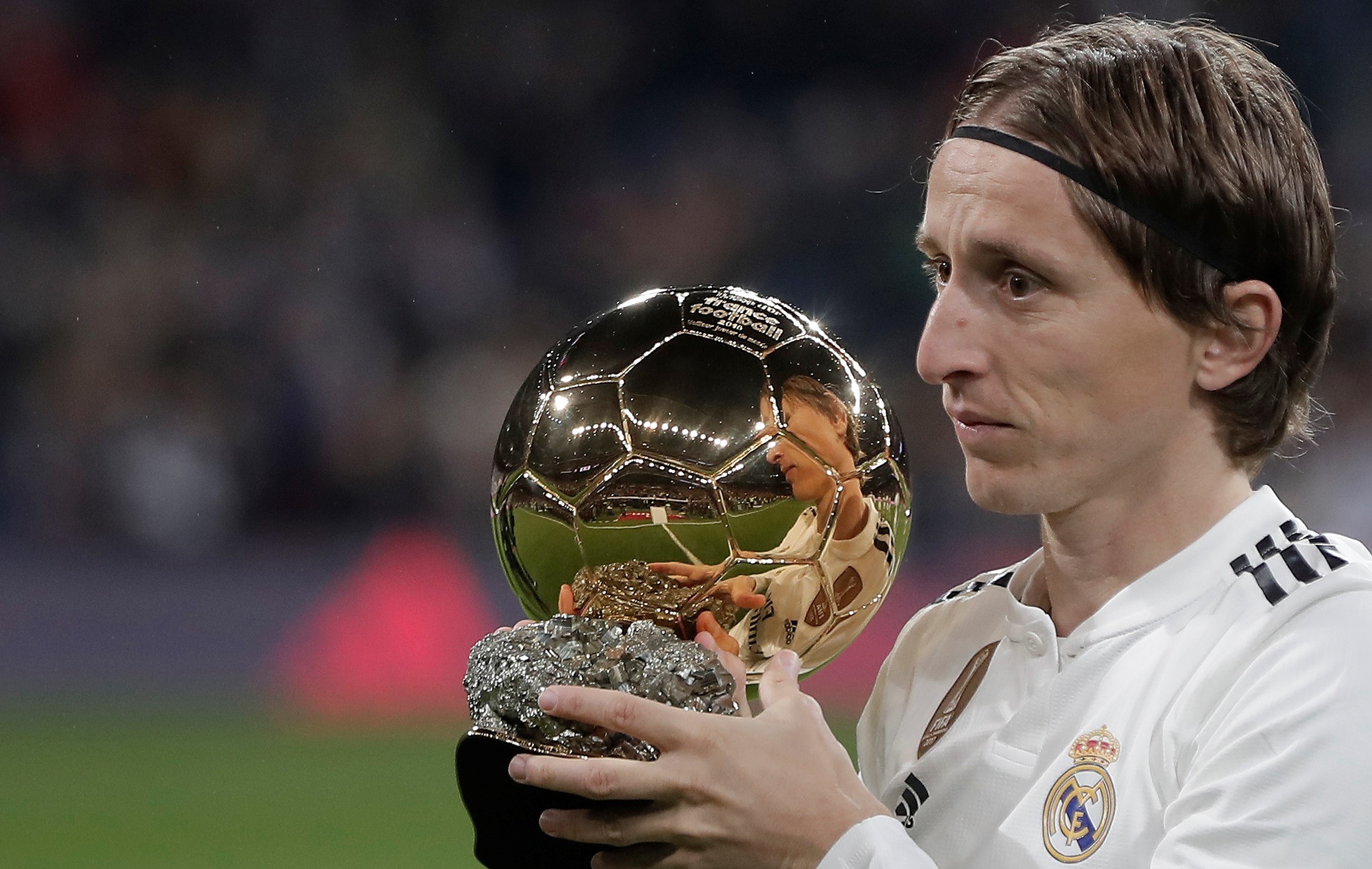 博努奇：我坚信加图索带领国家队走的是正确道路（博努奇力挺加图索：国家队走在对的路上）