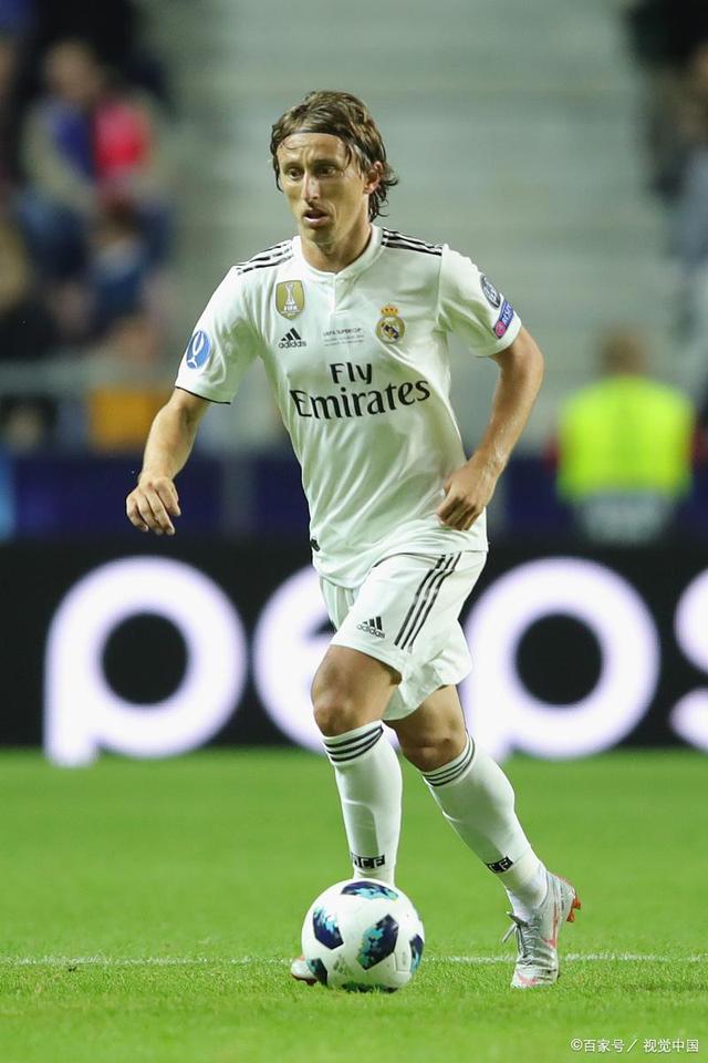 官方：意大利裁判马萨将执法欧冠第6轮巴萨vs法兰克福（官方消息：意大利裁判马萨被任命执法欧冠第6轮巴萨对法兰克福之战）