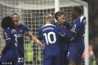 半场战报：国安2-0梅州，法比奥梅开二度（半场快讯：国安2-0领先梅州，法比奥独中两元）