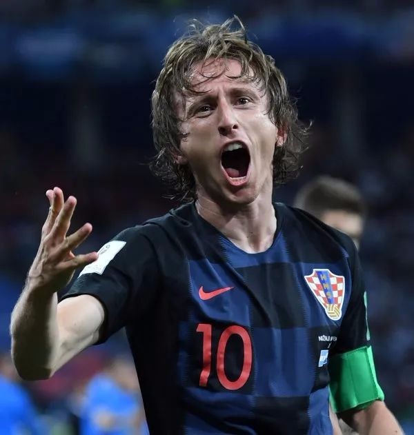 总局副局长张家胜会见阿迪高管，将在青少年足球领域开展合作（总局副局长张家胜会晤阿迪高层，携手推进青少年足球合作）