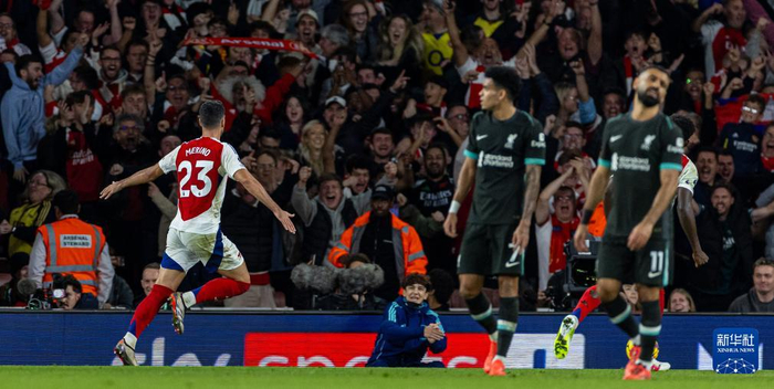 巴萨靠新人撑起半边天（新秀撑起巴萨半壁江山）